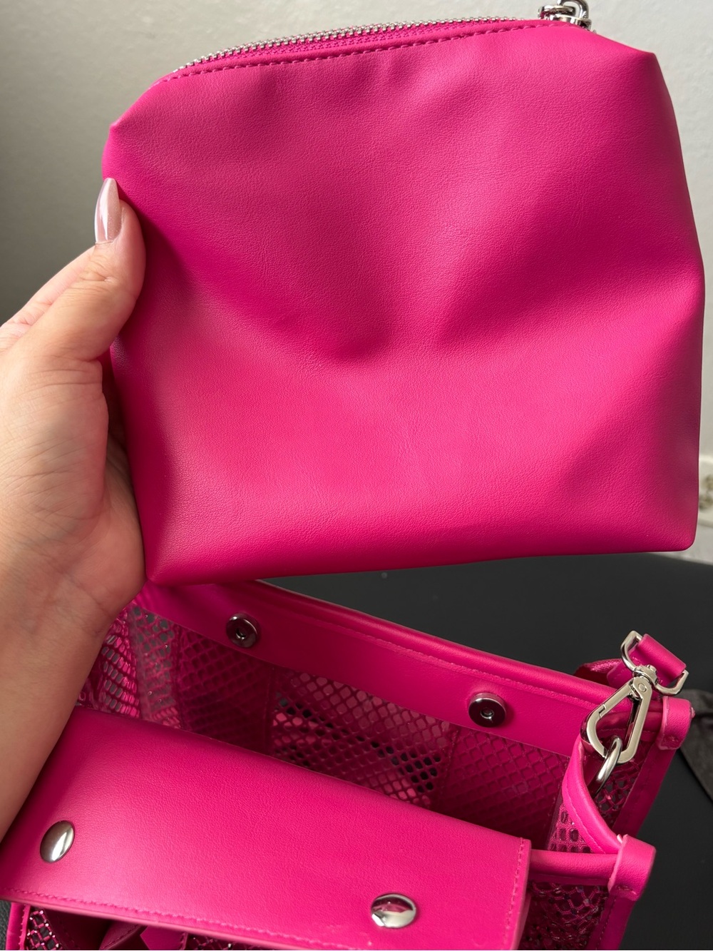 Steve Madden Bright Pink Mesh Tote Bag - Picture 7 of 9